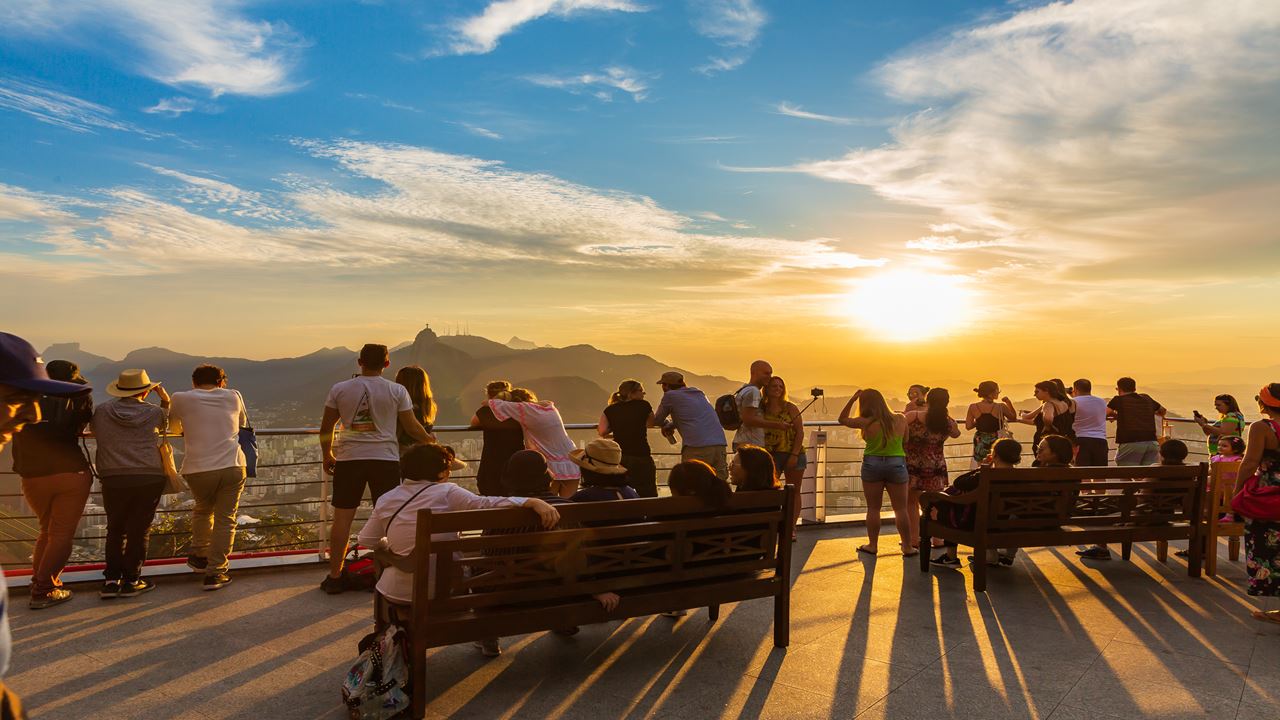 Christ The Redeemer And Sunset At Sugar Loaf (9)