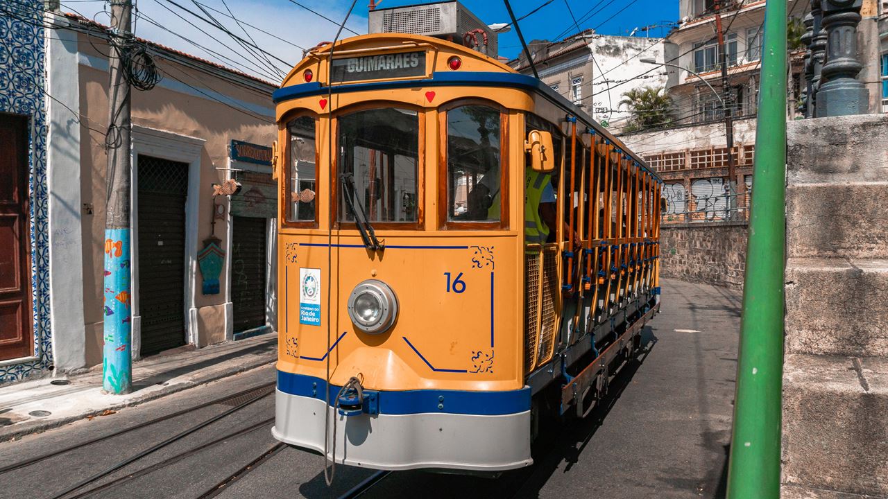 Santa Teresa Tramway, Lapa And Selaron Stairs (1)