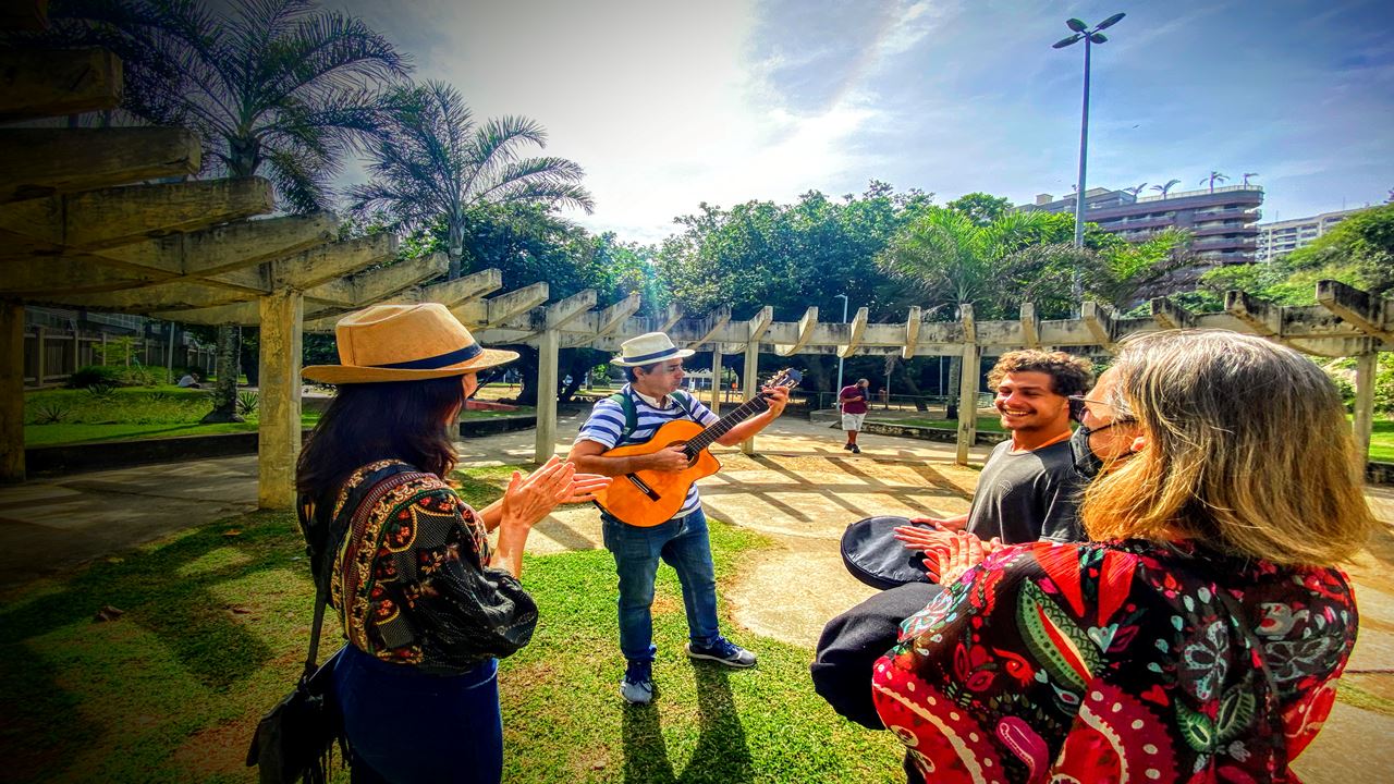 Tour De Bossa Nova A Pie (2)